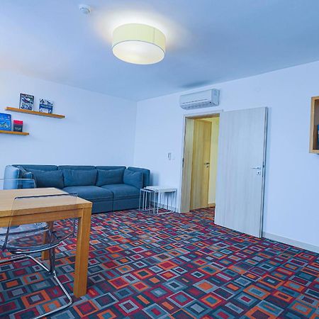梅特罗普尔酒店 Spišská Nová Ves 外观 照片