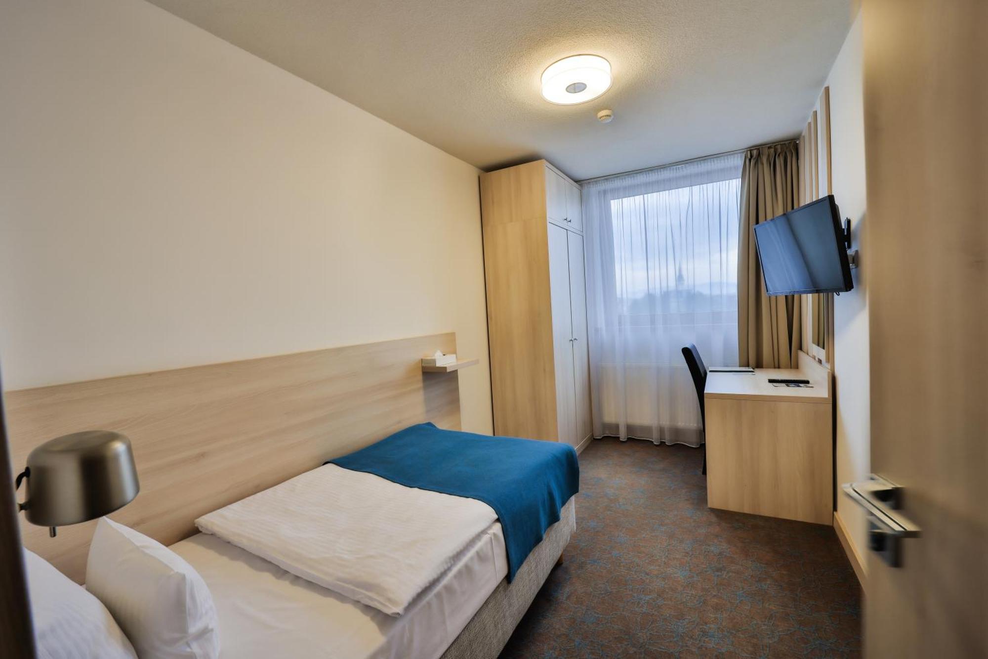 梅特罗普尔酒店 Spišská Nová Ves 外观 照片